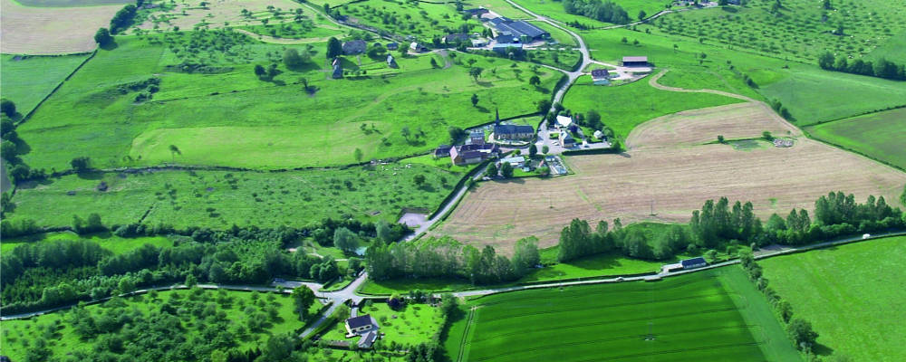 Accueil - IDEES · Identité et différenciation de l’espace, de l’environnement et des sociétés
